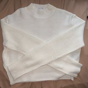 simple and cute cropped mock neck sweater!!